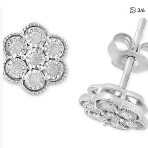 Effy diamond cluster earrings.  Never worn